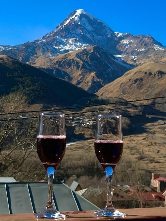 Twin Cottages Kazbegi Esterno foto