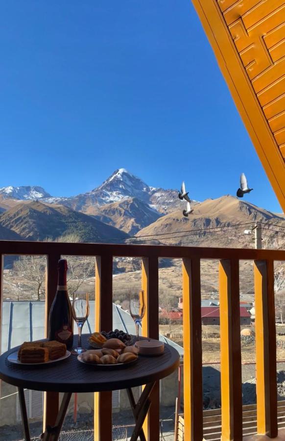Twin Cottages Kazbegi Esterno foto